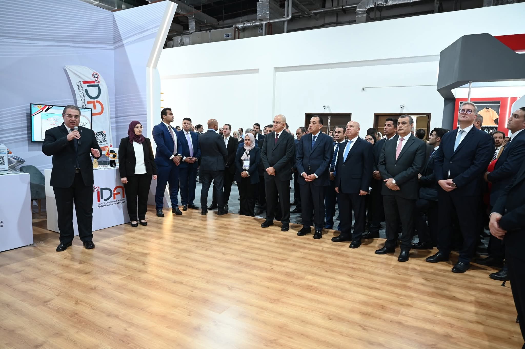 رئيس الهيئة المصرية العامة للمواصفات والجودة يستعرض خدمات الهيئة في مجال التقييس والجودة والارتقاء بجودة المنتجات والخدمات المقدمة للمواطنين خلال معرض الصناعة MEA Industry